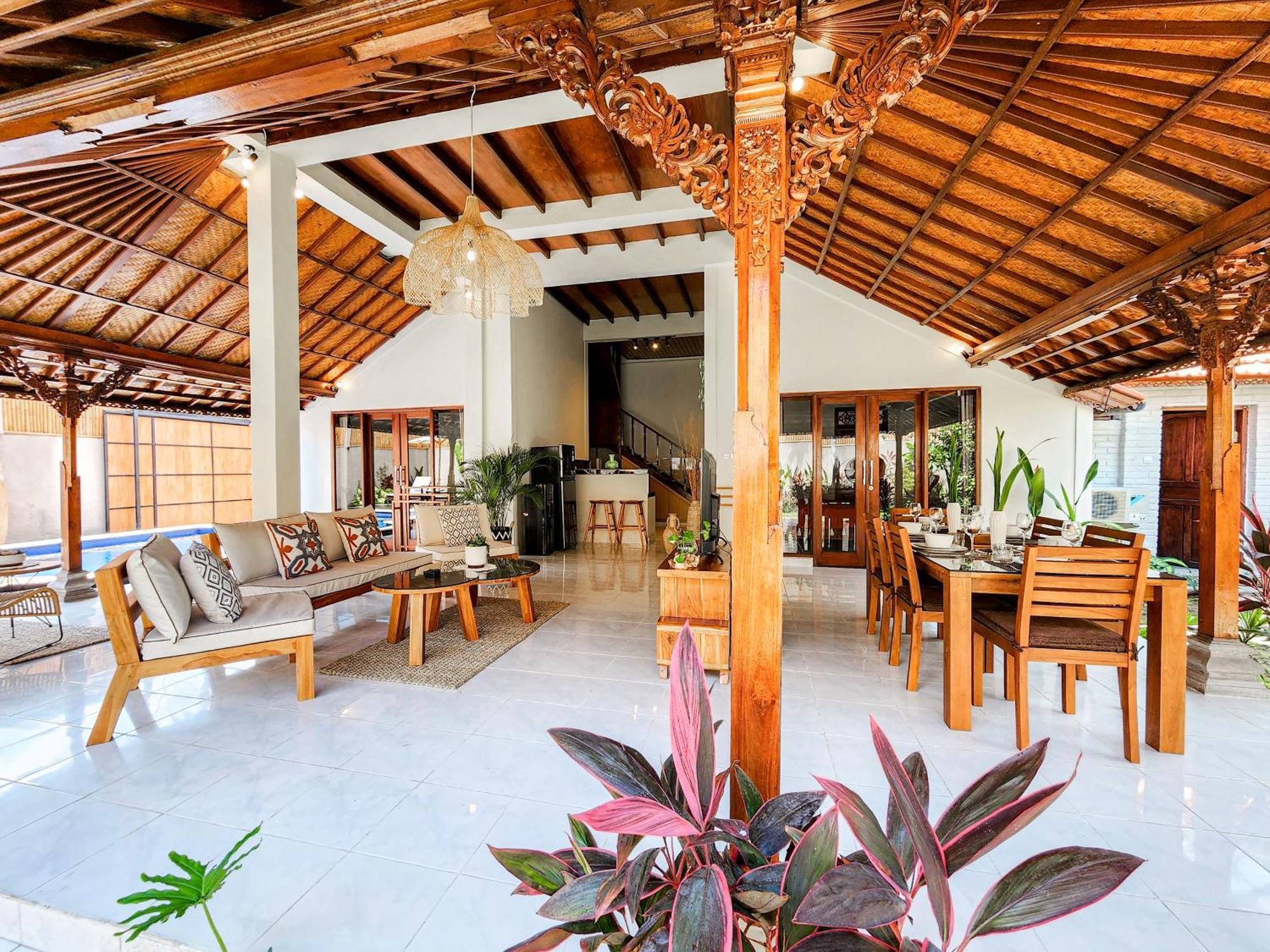 Inyoni Toucan - Location In Seminyak. Villa *